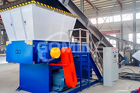 Industrial Organic Solid Waste Construction Waste Crusher Shredder  Automatic Recycling Production Line with Conveyer/Conveyor Belt - China Car  Truck Tire Tyre Rubber Shredder Crusher, Plastic Pet Bottle Shredder  Crusher